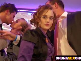 Boozed putz Hungry Chicks in the Club, HD sex clip f5