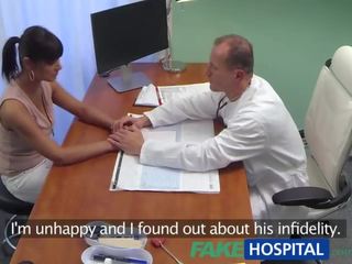 Fakehospital surgeon fucks his ex lassie