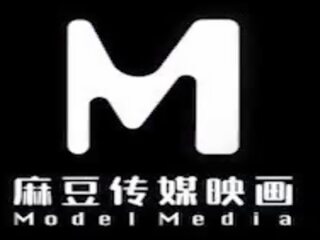 Av 模型 media asia- 我的 女 老闆 是 一 腳功封口 doc 和 我 真 喜歡 它 !