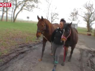 Letsdoeit - niemieckie wytatuowany mamuśka jest tak desiring że ona cuts jej spodnie od